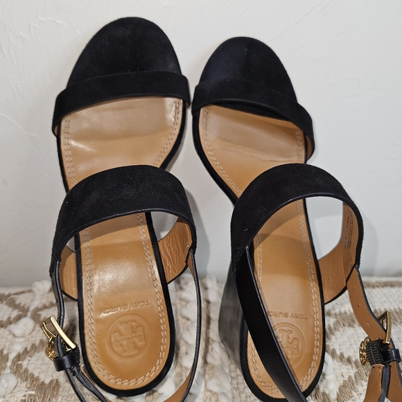 Tory Burch Black Sandal Wedge Heels Women's Size 6.5 Mini Benton Charm Platform - Picture 15 of 16